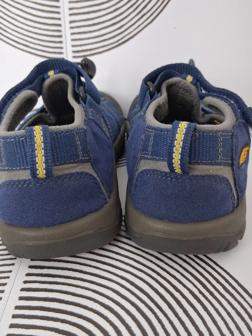 Keen Newport H2 Sport Youth Boys Kids Sz 2 Blue Waterproof Shoes Rubber Sandals